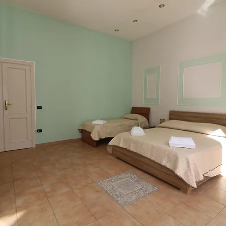 Garibaldi 101 Bed and breakfast *